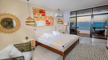 7 bedrooms, iron/ironing board, WiFi, bed sheets