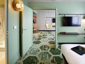 Premium bedding, pillow-top beds, blackout curtains, soundproofing - ibis Styles Amiens Centre (Amiens)