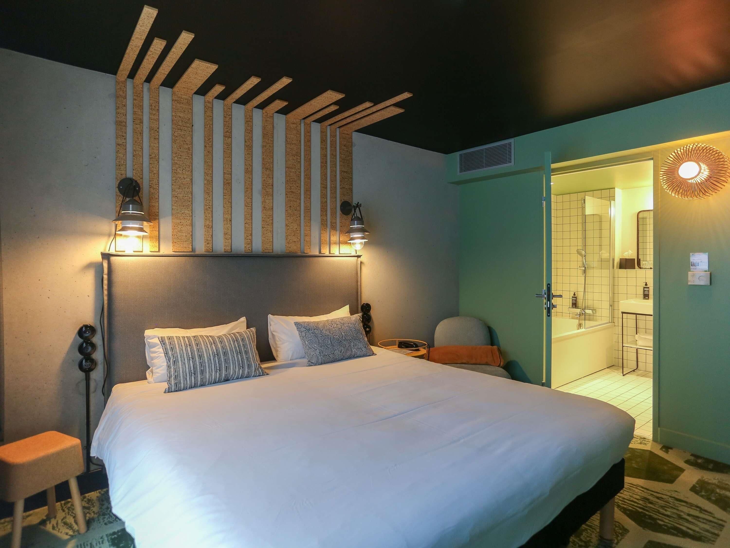 Standard Room, 1 Double Bed | Premium bedding, pillow-top beds, blackout curtains, soundproofing