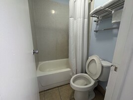 淋浴/浴缸二合一、毛巾