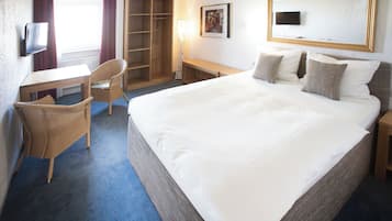 Standard-Doppelzimmer | 1 Schlafzimmer, Allergikerbettwaren, Schreibtisch