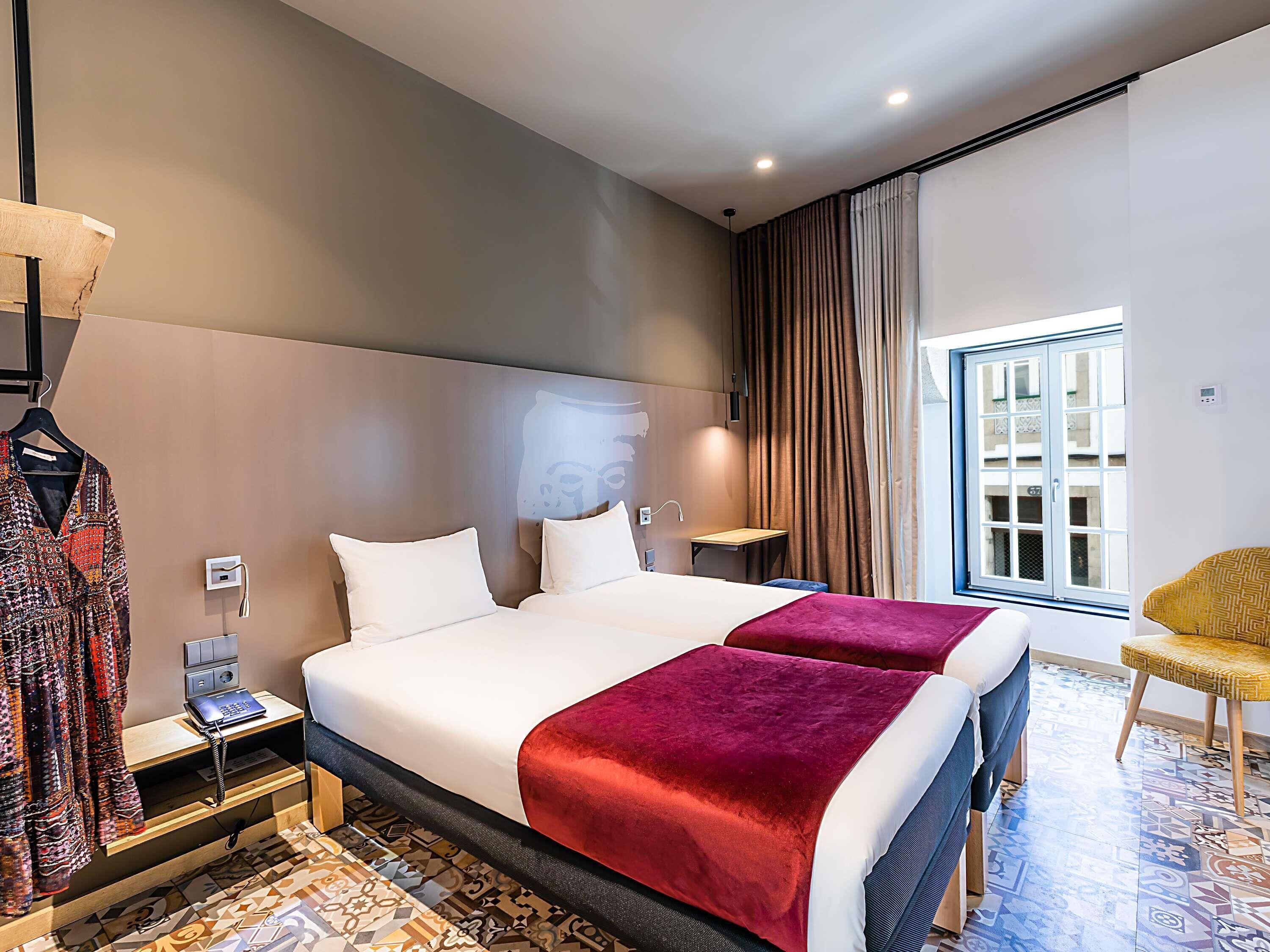 Zweibettzimmer, 2 Einzelbetten | Schreibtisch, schallisolierte Zimmer, kostenlose Babybetten