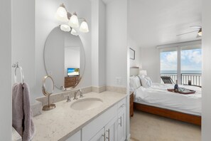 Condo, 1 King Bed with Sofa bed (Tradewinds 701) | 1 bedroom, iron/ironing board, bed sheets - Tradewinds 701 (Marco Island)