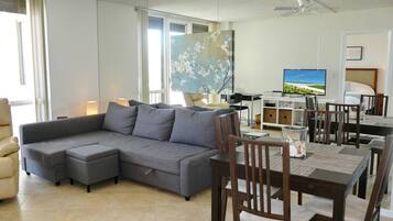 Condo, 1 King Bed with Sofa bed (Tradewinds 701) | 1 bedroom, iron/ironing board, bed sheets