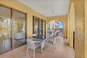 Condo, Multiple Beds (Luxurious Esplanade condo overlooking) | Outdoor dining