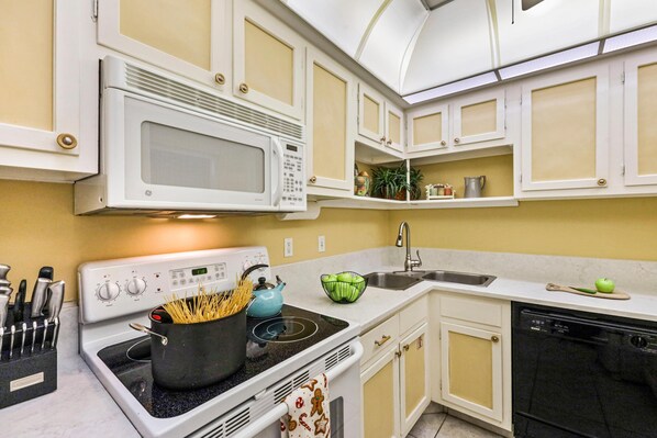 Condo, 1 King Bed (Bungalow-style beachfront condo with ) | Private kitchen | Fridge, microwave, oven, stovetop