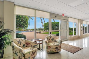 Condo, 1 King Bed (Bungalow-style beachfront condo with ) | Interior - Bungalow-style Beachfront Condo With Pool (Marco Island)