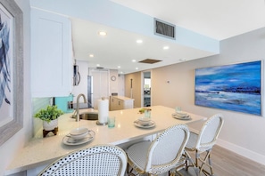 Condo, 1 Queen Bed with Sofa bed (Charming beachfront condo with pool, ) | Interior - Charming Beachfront Condo With Pool, spa and Views (Marco Island)