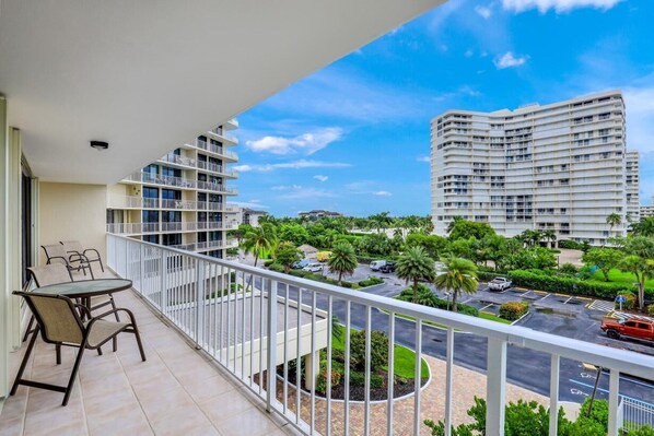 Condo, 1 King Bed (Front unit facing beach with wraparou) | Balcony