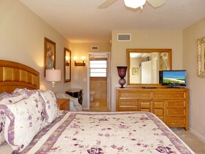 2 bedrooms, iron/ironing board, free WiFi, bed sheets - Sands of Marco A-103 (Marco Island)