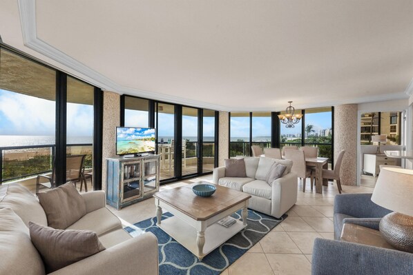 Condo, Multiple Beds (Stylish beachfront condo with spa/poo) | Living area