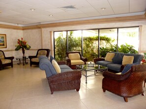 Condo, 1 King Bed with Sofa bed (Tradewinds 1201) | Lobby sitting area - Tradewinds 1201 (Marco Island)