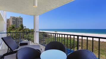 Condo, 1 King Bed (Unique beachfront condo with panorami) | Balcony