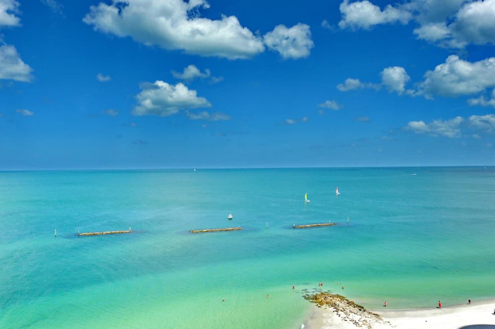 Stylish Condo Across From South Beach - Marco Island, FL