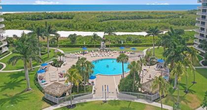 Beachfront Condo in Resort-style Community With Pool