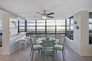 Condo, 1 Queen Bed (Beachfront condo with pool and dazzli) | Dining - Beachfront Condo With Pool and Dazzling Ocean View (Marco Island)