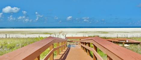 Condo, 1 King Bed (Inviting beachfront condo with large ) | Beach