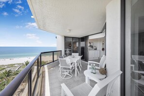 Condo, 1 King Bed (Cozy beachfront getaway with pool and) | Outdoor dining - Cozy Beachfront Getaway With Pool and spa (Marco Island)