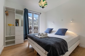 2 chambres, fer et planche à repasser, Wi-Fi gratuit, draps fournis