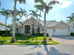 House, Multiple Beds (Waterfront home with pool, spa and bo) | Front of property