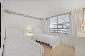 Condo, 1 Queen Bed (Condo overlooking Clam Bay with pool ) | 2 bedrooms, iron/ironing board, bed sheets - Condo Overlooking Clam Bay With Pool and Beach Access (Marco Island)