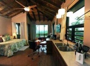 Deluxe Villa, 1 King Bed, Kitchen, Mountain View (#2)