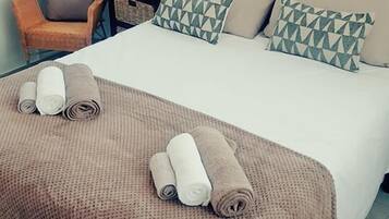 Family Cottage, 2 Bedrooms | 2 bedrooms, free WiFi