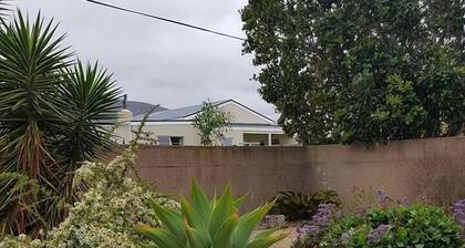 Stukkie van der Merwe Holiday Cottage
