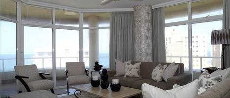 Luxury-Apartment, 3Â Schlafzimmer | Wohnbereich