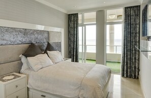 Luxury Penthouse, 4 Bedrooms - 1001 Oyster Rock (Umhlanga)