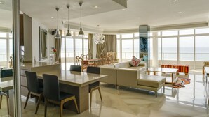 Luxury Penthouse, 4 Bedrooms | Living area - 1001 Oyster Rock (Umhlanga)