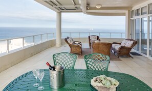 Luxury Penthouse, 4 Bedrooms | Terrace/patio - 1001 Oyster Rock (Umhlanga)