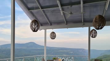 Se sirven desayunos, comidas y cenas