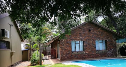 La Lucia Guest House
