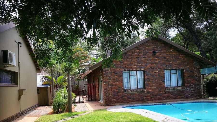 La Lucia Guest House