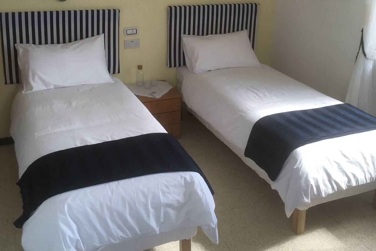 Standard Twin Room, Mountain View | 1 bedroom, individually decorated, individually furnished