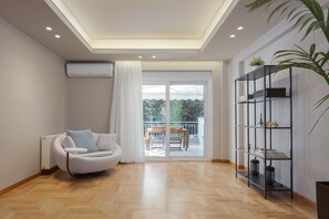 Luxury Villa | 6 bedrooms, Frette Italian sheets, premium bedding, pillowtop beds