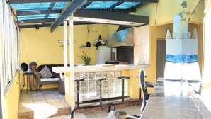 Property grounds - Suzie's Coffee Shop Accommodation 2 (Cape Town)