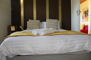 Escritorio y wifi gratis 