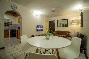 Flat-screen TV - Protea Park Self Catering (Rustenburg)