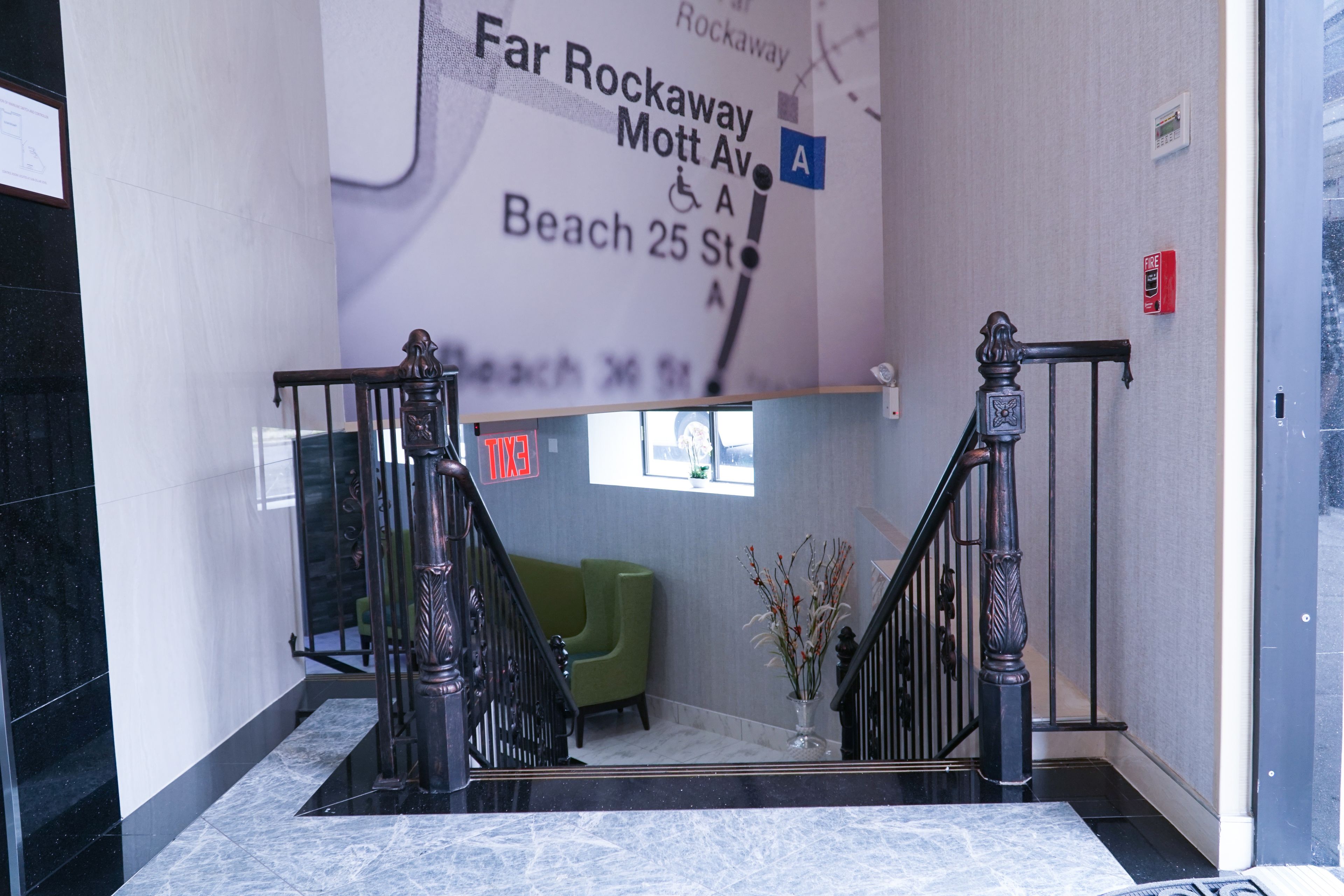 Photo - Hotel Mint JFK Airport