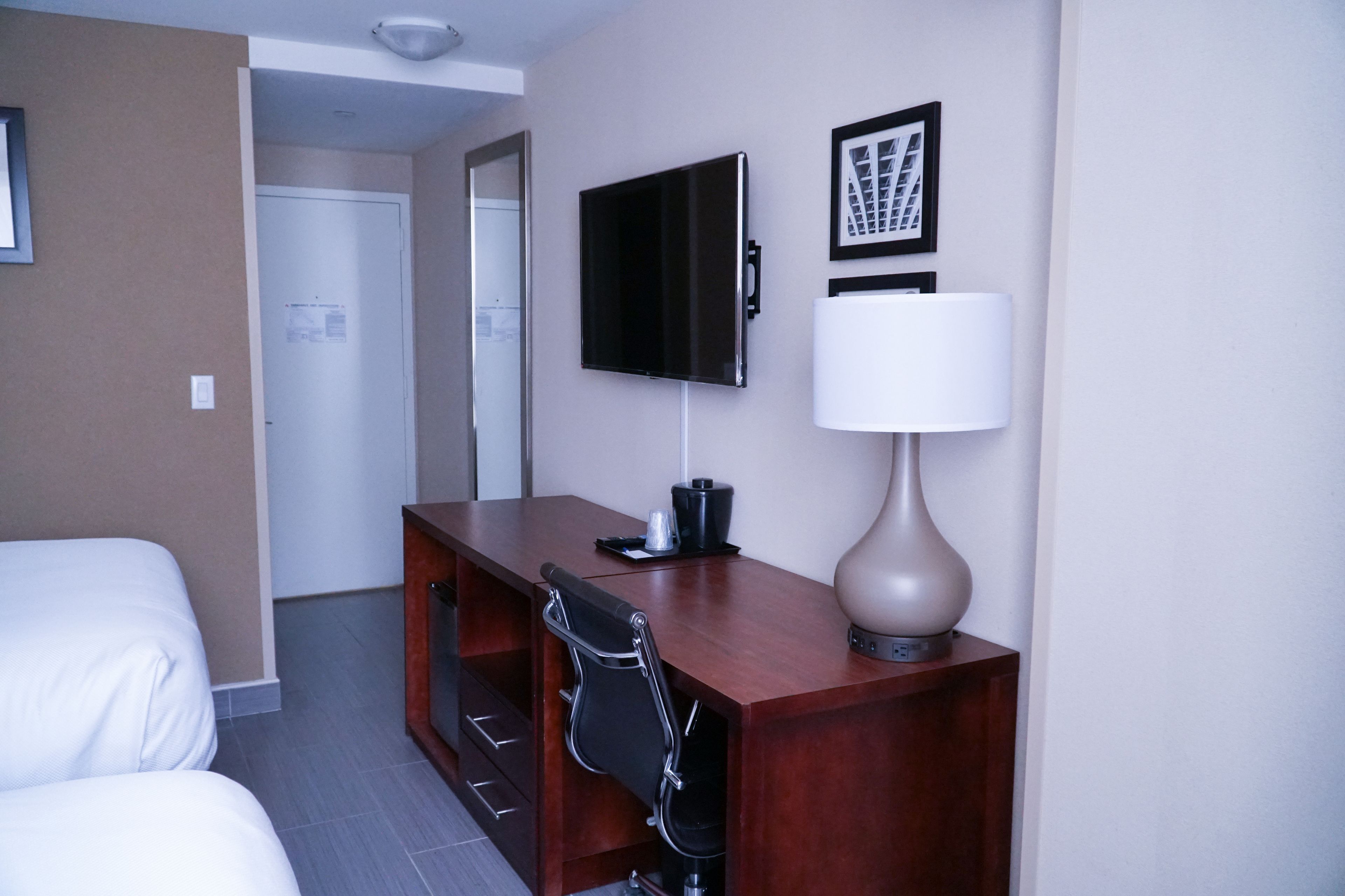 Photo - Hotel Mint JFK Airport
