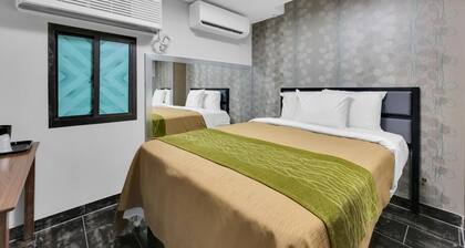 Hotel Mint JFK Airport