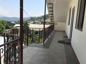 Basic Apartment | Terrace/patio - GuestHouse M22 in Dilijan (Dilijan)