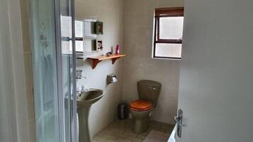 Maison Confort, 4 chambres | Salle de bain