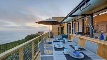 Luxury Villa, 3 Bedrooms | Terrace/patio