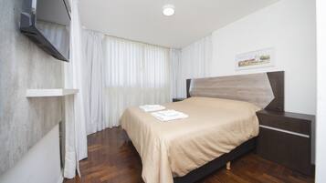 Apartment | 1 bedroom, individually furnished, iron/ironing board, free WiFi