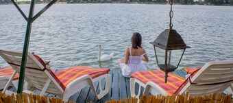 幸運貝爾格勒河飯店