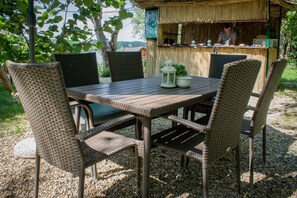 Outdoor dining - Lucky River Belgrade (Belgrade)