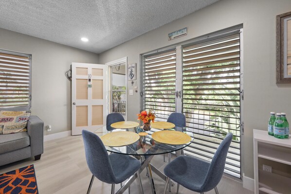 Condo, 1 Queen Bed (Peaceful condo with pool and steps to) | Dining